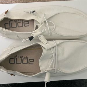 Hey Dude White Canvas Shoes Women’s 10 Brand New